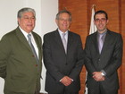 El director general de Salud Pública presenta el 'Programa de Formación  Ángel Gracia de Cáncer Colorrectal'