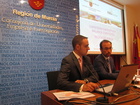 El consejero de Universidades, Empresa e Investigación, Salvador Marín, presenta junto al director general de Industria, Energía y Minas, José Francisco...