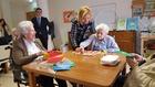 Visita a la residencia de personas mayores 'Caser Residencial Santo Ángel'