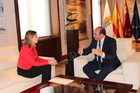Pedro Antonio Sánchez se reúne con la alcaldesa de Molina de Segura, Esther Clavero