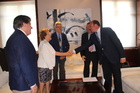 El jefe del Ejecutivo regional se reúne con el presidente de la Real Academia de Medicina y Cirugía de la Región de Murcia y miembros de su nueva...