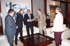 El jefe del Ejecutivo regional se reúne en el Palacio de San Esteban con el presidente de la Agrupación Sardinera de Murcia, Gregorio González