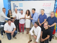 La consejera de Turismo, Juventud y Deportes, Cristina Sánchez y el alcalde de San Javier, José Miguel Luengo, presentaron esta mañana la III edición de la muestra gastronómica 'Mi Mar de Salazón & Swing'
