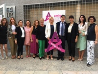 Dos hospitales de la Región son premiados por su labor en favor de las mujeres con cáncer de mama