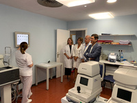 El consejero de Salud, Manuel Villegas, en su reciente visita al nuevo servicio de Oftalmología del hospital Virgen de la Arrixaca (2)