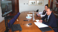 Reunión por videoconferencia entre el consejero Javier Celdrán y la ministra Carolina Darias