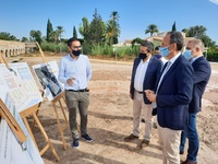 Javier Celdrán visita las obras de rehabilitación del entorno del Museo de la Huerta de Alcantarilla (3)