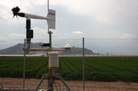 Aparato de medición meteorológica del Sistema de Información Agrario de Murcia diseñado por el IMIDA (Instituto Murciano de Investigación y Desarrollo Agrario y Alimentario)