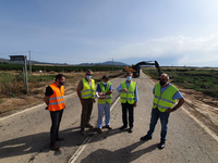 El director general de Carreteras, José Antonio Fernández Lladó, durante la visita a la obra de refuerzo de la protección dante las lluvias de la carretera regional RM-F19