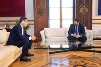 El presidente de la Región de Murcia, Fernando López Miras, se reúne con el presidente de la Junta de Andalucía, Juan Manuel Moreno (2)