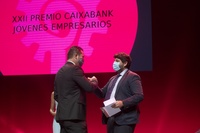 López Miras entrega el Premio CaixaBank Jóvenes Empresarios a Juan Andrés Romero (3)