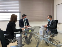 Antonio Luengo se reúne con José García, presidente de Agrupal, para abordar la situación del sector de los zumos ante las nuevas medidas del Gobierno