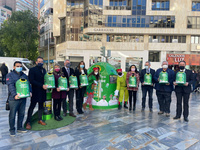 La Comunidad y Ecovidrio promueven una campaña de reciclado de envases vinculada a la entrega de juguetes a niños vulnerables