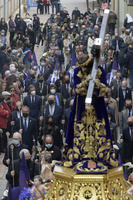 López Miras asiste en Murcia al traslado de Nuestro Padre Jesús Nazareno, "el preámbulo de una mañana de Viernes Santo única en el mundo"