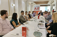 El consejero de Fomento e Infraestructuras, José Ramón Díez de Revenga, durante el `Desayuno empresarial´ organizado por la Asociación de Jóvenes...