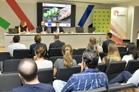 El director del Instituto de Fomento, Joaquín Gómez, participa en la presentación del proyecto 'Helios'