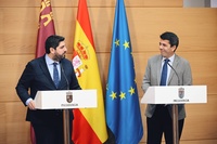 López Miras se reúne con el presidente de la Diputación de Alicante, Carlos Mazón (3)