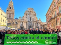 El consejero de Salud participa en el acto 'Todos contra el cáncer' con motivo del día mundial de la enfermedad