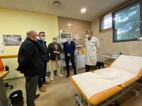 El consejero de Salud, Juan José Pedreño, visita el consultorio médico de Librilla acompañado del alcalde, Tomás Baño