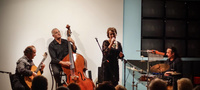 La cantante Alessia Martegiani, junto a Di Fulvio Trio.