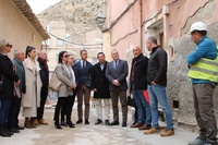 El consejero de Presidencia, Turismo, Cultura, Juventud, Deportes y Portavocía, Marcos Ortuño, el alcalde de Mula, Juan Jesús Moreno, y el director...
