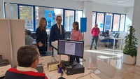 El consejero de Educación, Formación Profesional y Empleo, Víctor Marín, inauguró la oficina del SEF Murcia Este.