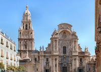 La Catedral de Murcia es uno de los elementos destacados de la riqueza cultural de la Región.