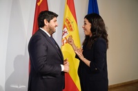 López Miras, durante el acto celebrado en San Esteban donde ha anunciado el nombramiento de Virginia Martínez como directora honorífica de la Orquesta...