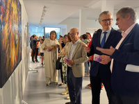 El centro de Salud Mental de Molina de Segura promueve la I Exposición artística 'ExpresArte' con obras de los usuarios
