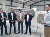 El consejero Antonio Luengo, durante su visita a las obras de modernización del sector 3 de la Comunidad de Regantes de Librilla.