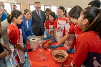 El consejero de Educación participa en la entrega de premios del concurso 'Miralchef' en el colegio Miralmonte de Cartagena