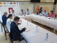 Reunión del patronato Fundación Camino de la Cruz celebrada esta mañana en la sede del Instituto de Turismo.