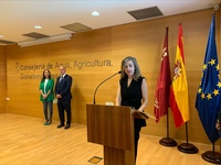 La consejera de Agua, Agricultura, Ganadería y Pesca preside la toma de posesión de Ana García como directora general de Política Agraria Común