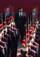 El presidente de la Región de Murcia, Fernando López Miras, asiste en Madrid al desfile con motivo del Día de la Fiesta Nacional (1)