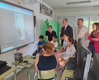 El consejero de Educación visita el CEIP Joaquín Carrión de San Javier para conocer sus proyectos innovadores