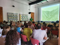 Los descendientes de Ricardo Codorníu, en el Centro de Visitantes y Gestión del Parque Regional de Sierra Espuña (2)