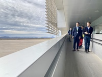Pancorbo visita el Aeropuerto Internacional de la Región de Murcia.