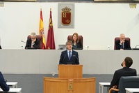 El consejero de Economía, Hacienda y Empresa, Luis Alberto Marín, interviene en la Asamblea Regional