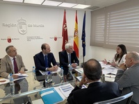 La consejera Sara Rubira reunida con Ignacio Machetti, presidente de Agroseguro este miércoles en la Consejería de Agua, Agricultura, Ganadería y...