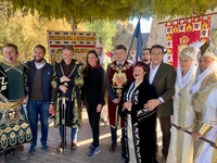 La consejera Carmen Conesa, con el alcalde de Lorca, Fulgencio Gil, autoridades y festeros.