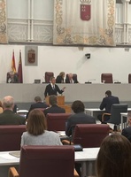 El consejero de Presidencia, Portavocía y Acción Exterior, Marcos Ortuño, compareció hoy ante el pleno de la Asamblea que aprobó la convalidación del decreto-ley.