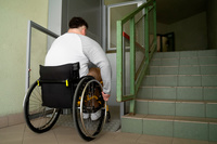Subvenciones dirigidas a sufragar parcialmente los gastos de dispositivos y tratamientos especializados a mayores y personas con discapacidad