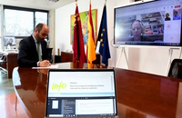 El director del Info, Joaquín Gómez, inauguró el primer seminario virtual sobre la Ley de Inteligencia Artificial que promueve la UE