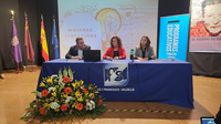 La secretaria general de la Consejería de Educación, Formación Profesional y Empleo, Carmen María Zamora, durante la inauguración del ciclo de charlas...