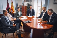 Encuentro de trabajo en el Ayuntamiento de Alhama de Murcia