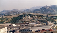 Una vista general del Castillo de los Moros y el promontorio donde se alza.