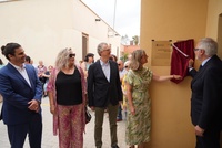 La consejera de Política Social, Conchita Ruiz, y el consejero de Salud, Juan José Pedreño, durante la inauguración del centro de día para mayores...