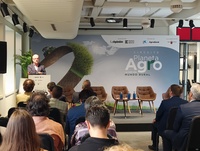 Imagen del  secretario general de la Consejería de Agua, Agricultura, Ganadería y Pesca, Francisco González Zapater en la inauguración del circuito Planeta Agro