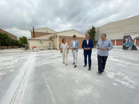 Visita a las obras de mejora de la pista deportiva del IES Francisco de Goya de Molina de Segura