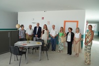 La consejera de Política Social, Familias e Igualdad, Conchita Ruiz, durante su visita a la nueva residencia para personas con discapacidad intel...